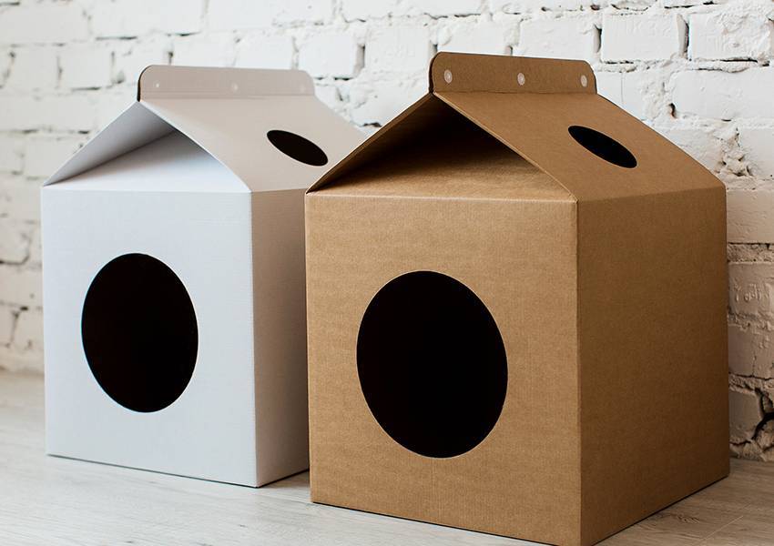 Домики для кошек из картонных коробок. Домик для кошки из картона. Картонный домик для кошки. Домик для кошки из коробки. Дом для кошки из картона.