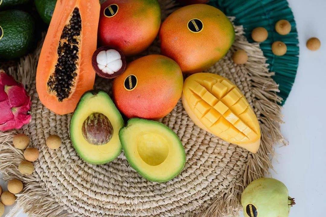 Отравление тропическими фруктами: манго, киви, авокадо, ананас и кокос